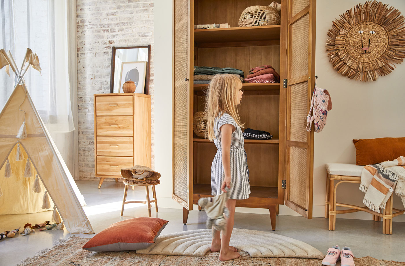 Scopri di più sull'articolo Dietro le quinte del servizio fotografico per i bambini:  ritrovare intatte le emozioni dell’infanzia